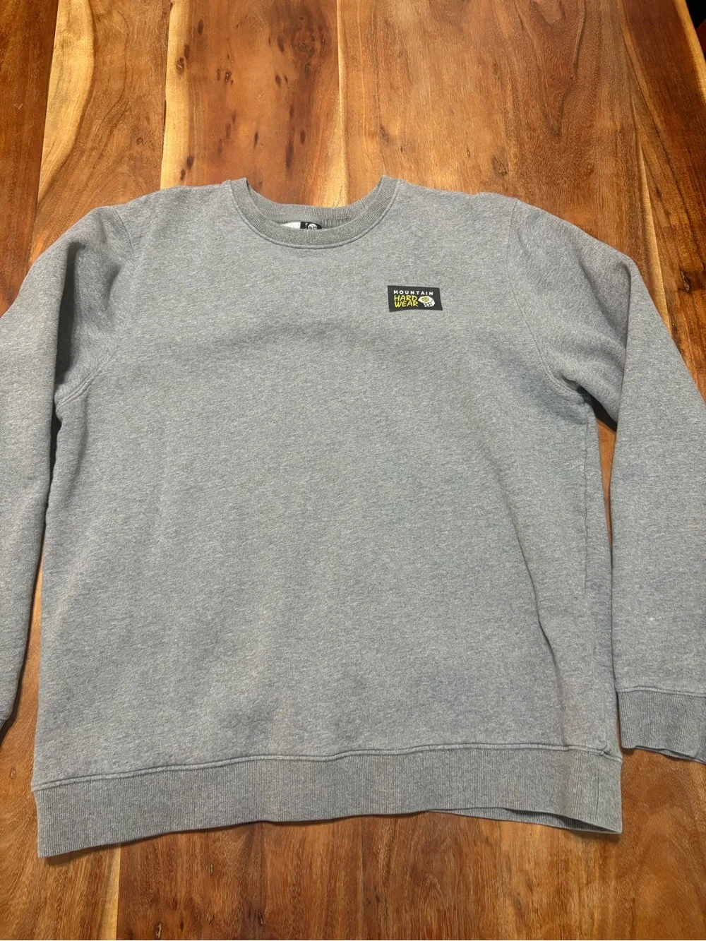 Mountain Hardwear Unisex  Light Gray Crewneck Pullover with Logo Patch